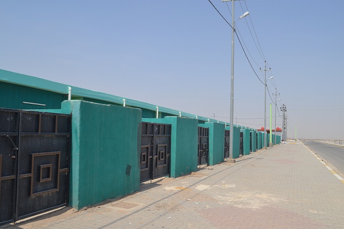 بالصور :1000 دار منجزة للفقراء في كربلاء تستخدم للدعايات الانتخابية فقط