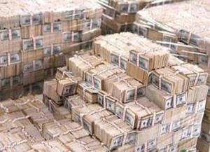 على ذمة صحيفة كويتية: العبادي وجد في الخزينة 3 مليارات دولار فقط وملياران و700 مليون فقدت خلال الانتخابات الماضية