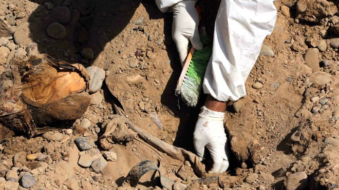 العثور على مقبرة جماعية بين النجف وكربلاء تعود لشهداء اعدمهم النظام البائد