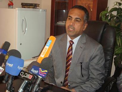 مدير هيئة الاثار يدق ناقوس الخطر ويحذر من ان التوسعه في مطار النجف ستكون على حساب مدينة الحيرة الاثرية(مصور)