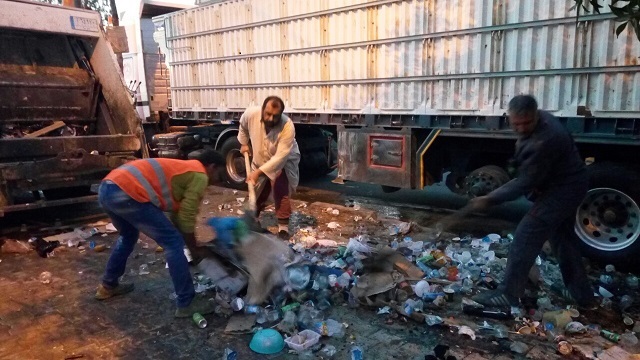 كربلاء:  رفع ما يقارب 75 ألف طن من النفايات خلال الزيارة الأربعينية للعام2016