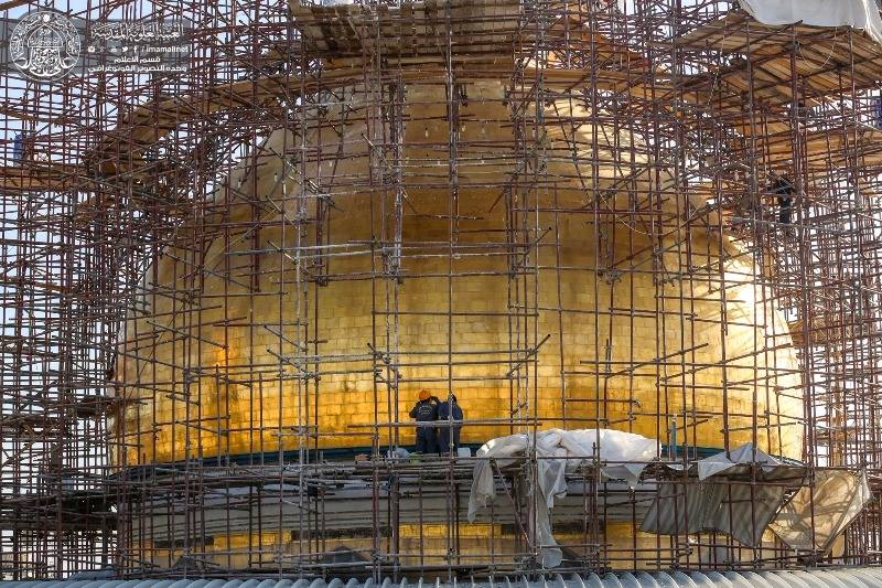 الاعلان عن إنجاز مشروع تذهيب قبة مرقد أمير المؤمنين (ع)