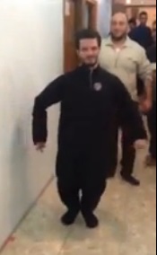 بالصور بعد 30 عامًا من الإعاقة :كويتي مشى في أربعينية  الامام الحسين