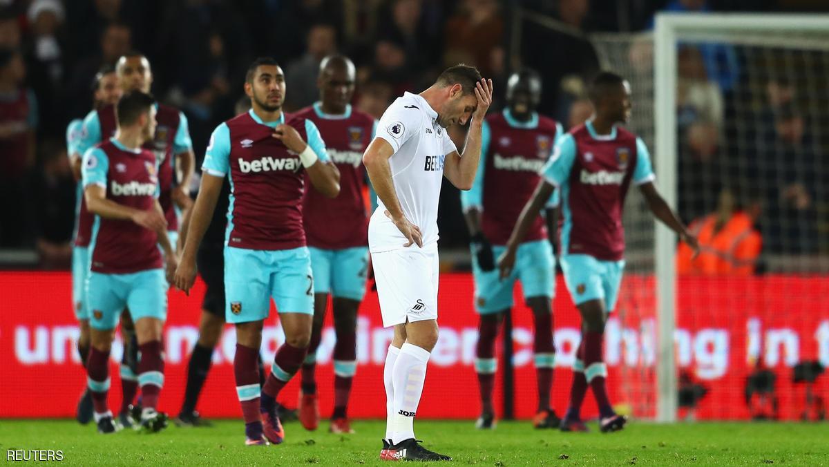 سوانزي يتجرع 4 أكواب من المرارة على يد وست هام