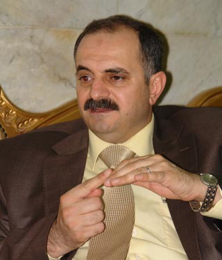 تخصيص 400 قطعة سكنية للسجناء السياسيين في كربلاء مع توفير وظائف حكومية اليهم