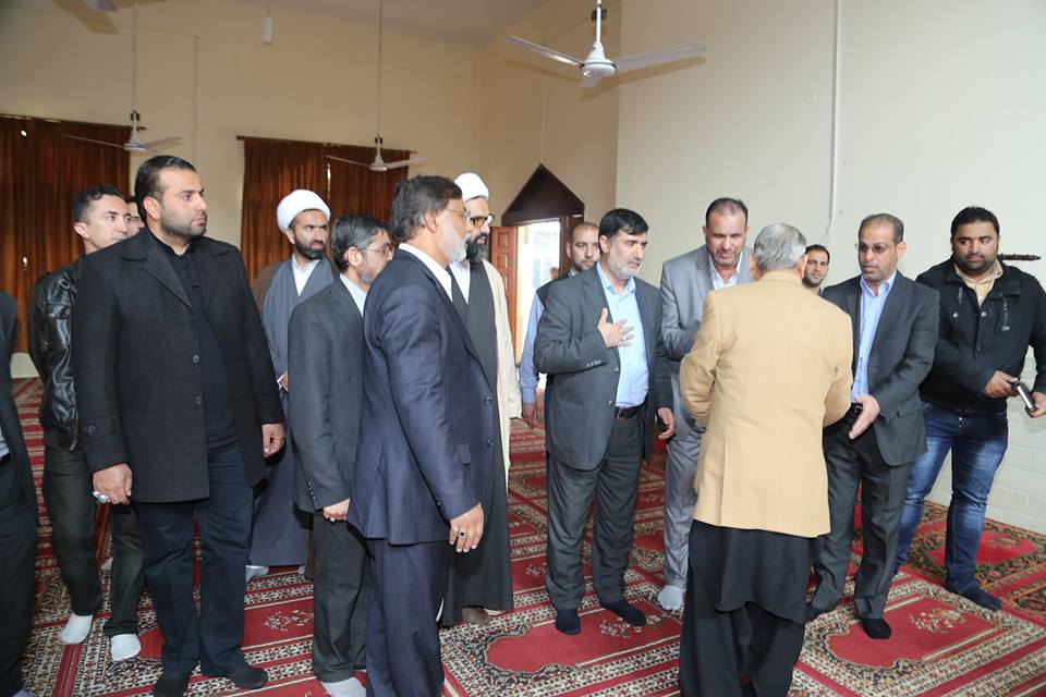 وفد العتبتين الحسينية والعباسية المقدستين يتجول في مجمع الامام الصادق في اسلام آباد ويطلع على مسجد يشبه في تصميمه العتبة الكاظمية ببغداد