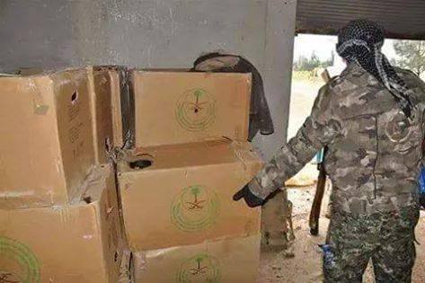 بالصور :السيطرة على مخزن اغذية داعش في تكريت يحتوي على مساعدات سعودية