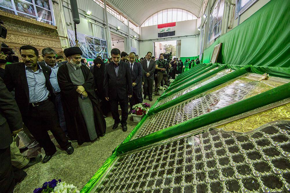 السيد احمد الصافي يؤمم صناعة اضرحة المراقد المقدسة لصالح العراق ويوجه رسالة للحكومة العراقية (مصور)