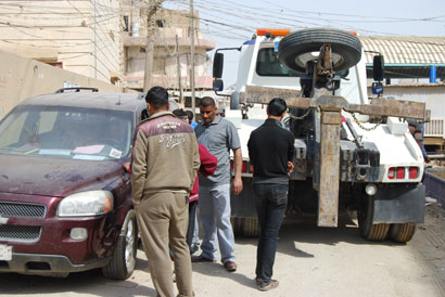 كربلاء:قطع الطرق المؤدية الى مكتب الشهيد الصدر للاشتباه بوجود سيارة مفخخة (مصور)