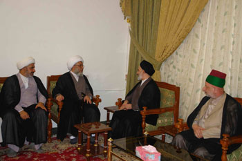الشيخ الكربلائي يزور خطيب النجف الاشرف ويطرح مشروع الوحدة الوطنية التي تبنته الامانة العامة للعتبة الحسينية المقدسة
