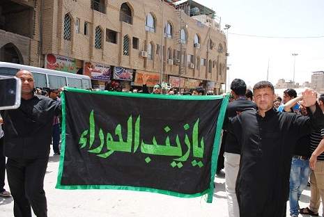 مواكب كربلاء تصل من سوريا وتجوب شوارع المدينة المقدسة (مصور)