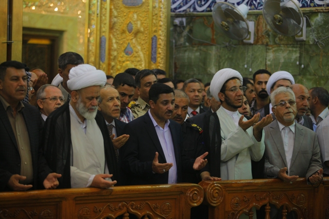 بالصور: اللواء الركن ابو الوليد يزور مرقد امير المؤمنين علي بن ابي طالب عليه السلام في النجف الاشرف