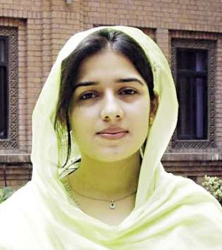 مسلمة من بورما: يخيروننا بين الخمر ولحم الخنزير والموت فنختار الموت