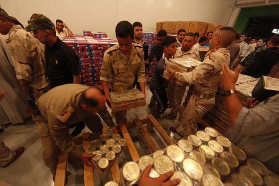 العتبة الحسينية تشكل خلية ازمة لتقديم الدعم للمقاتلين في عموم المناطق الساخنة (مصور)