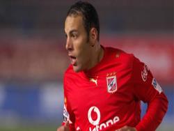 نجوم كرة مصر يساندون العراق