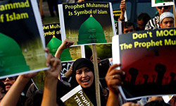 محكمة أميركية تجوز نصب شعارات معادية للاسلام على واجهة الحافلات!!