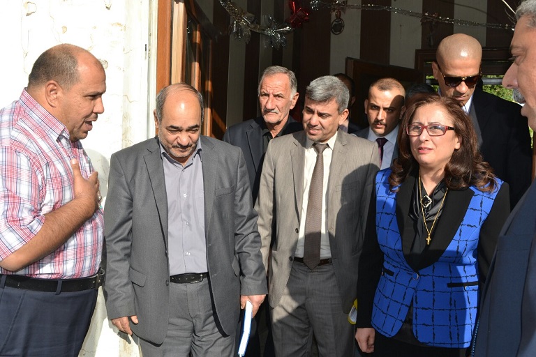 بالصور: وزيرة الاعمار والاسكان والبلديات تزور كربلاء وتلتقي  بمدراء الدوائر الخدمية