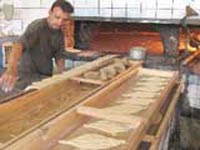 منع استخدام النفط الاسود في افران الصمون في كربلاء