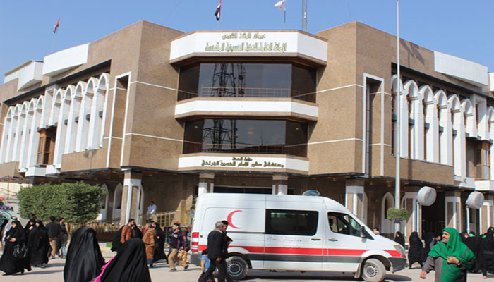 كربلاء:كوادر طبية اجنبية متخصصة تقدم خدمات مجانية للزائرين خلال زيارة الأربعين+صور