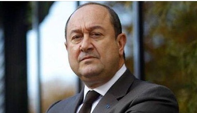 رئيس استخبارات فرنسا: بندر يسلح "الجهاديين" بلبنان