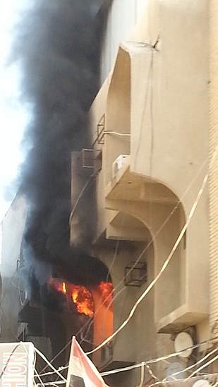 بالصور :حريق في فندق وسط كربلاء