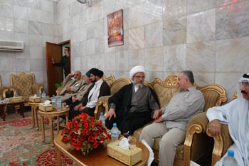 وصول اول وفد كويتي يضم 100 شخصية الى محافظة كربلاء