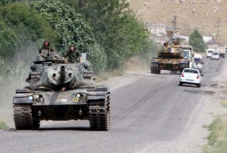 ١٦٧ موقعا عسكريا على الحدود العراقية التركية  نهاية عام ٢٠٠٩ بكلفة ٢١٠ مليون دولار