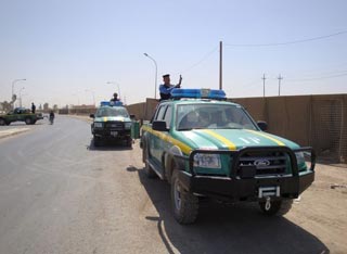 القاعدة تهدد 400 عائلة بالرحيل عن منازلها شمال مندلي