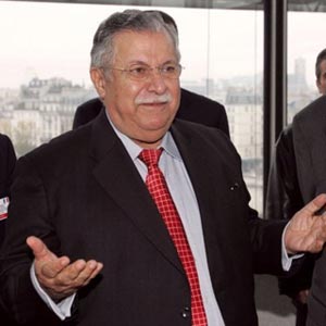 الطالباني : رئيس وزراء الكويت في بغداد قريبا