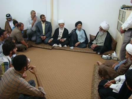 المرجع النجفي لوفد من واسط : الذين جاءوا إلى الكراسي خدموا جيوبهم ، ولم يخدموا الشعب