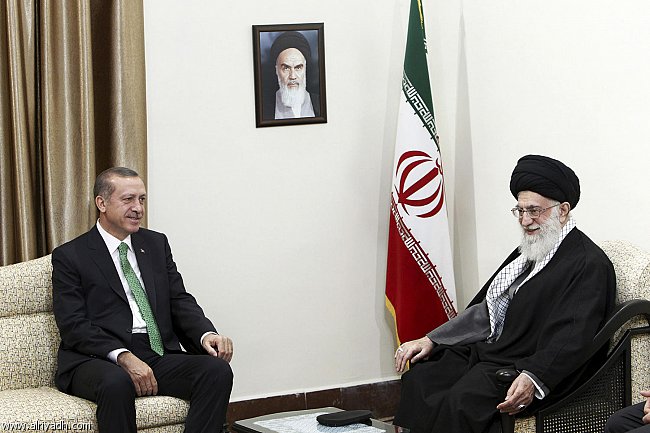 أردوغان يزور إيران لتحسين العلاقات بعد الخلاف حول سوريا