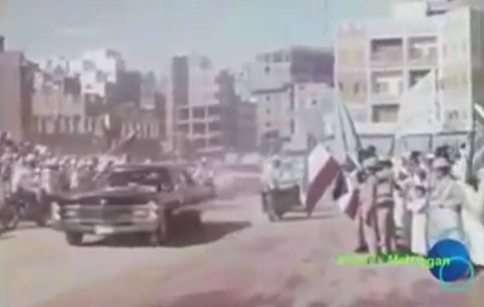 شاهد بالفيديو كيف استقبلت السعودية شاه ايران عندما كانت الاخيرة شرطي الخليج