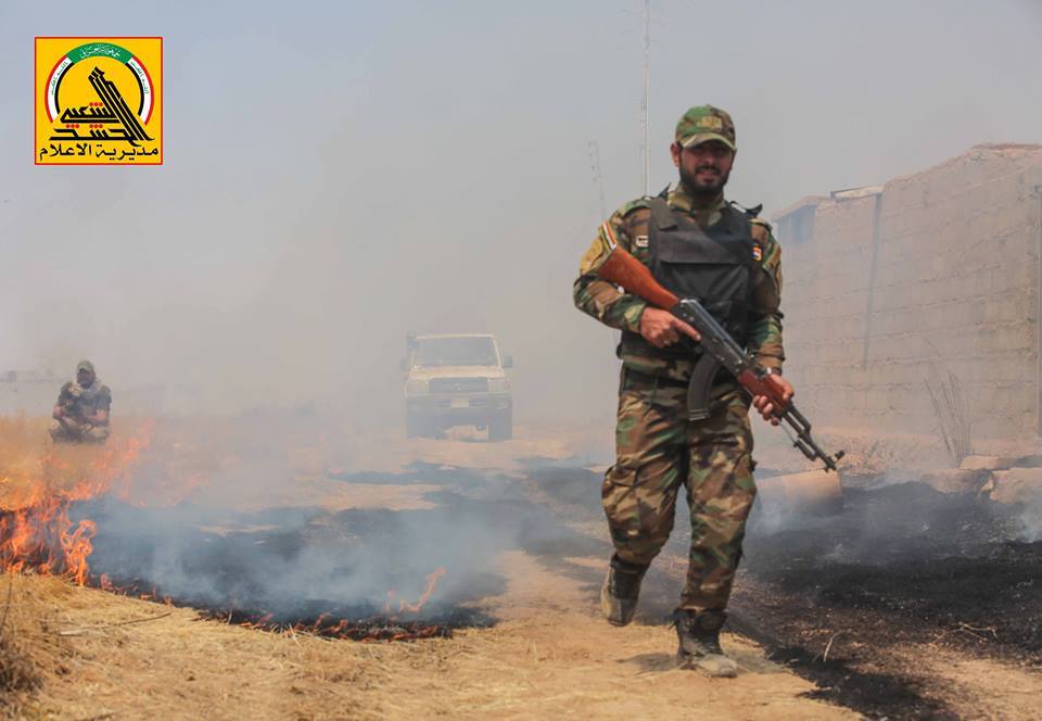بالصور: الحشد الشعبي يحرر قرية “تارو” القريبة من الحدود السورية