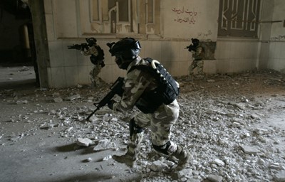 الجيش يقتل النجل الثاني للمجرم عزت الدوري في اشتباكات بمدينة تكريت