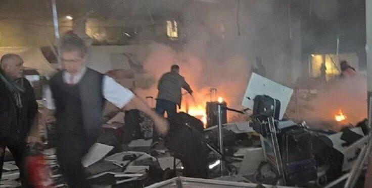 28 قتيلا و60 جريحا بتفجيري مطار أتاتورك في اسطنبول (صور+فيديو لحظة التفجير)