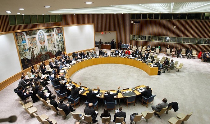 مجلس الأمن الدولي يلوح بفرض عقوبات على أية جهة تتعامل بنفط مصدره "داعش"