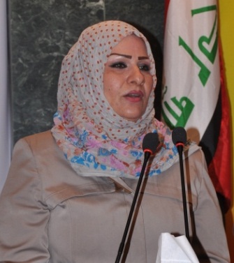 عضوة محلية بالديوانية تؤسس تيار سياسي نسوي ليشارك في العملية السياسية