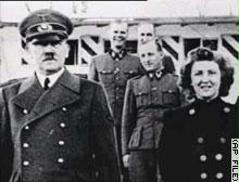 السجن لكاتب نمساوي أنكر الهولوكوست قبل 15 عاما