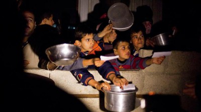 بعد فتوى بجواز أكلها في سوريا : شاهد طبخ وأكل القطط والكلاب (صور مرعبة)