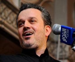 باسم الكربلائي : اسعى لايصال الصوت الحسيني الى بقاع الارض