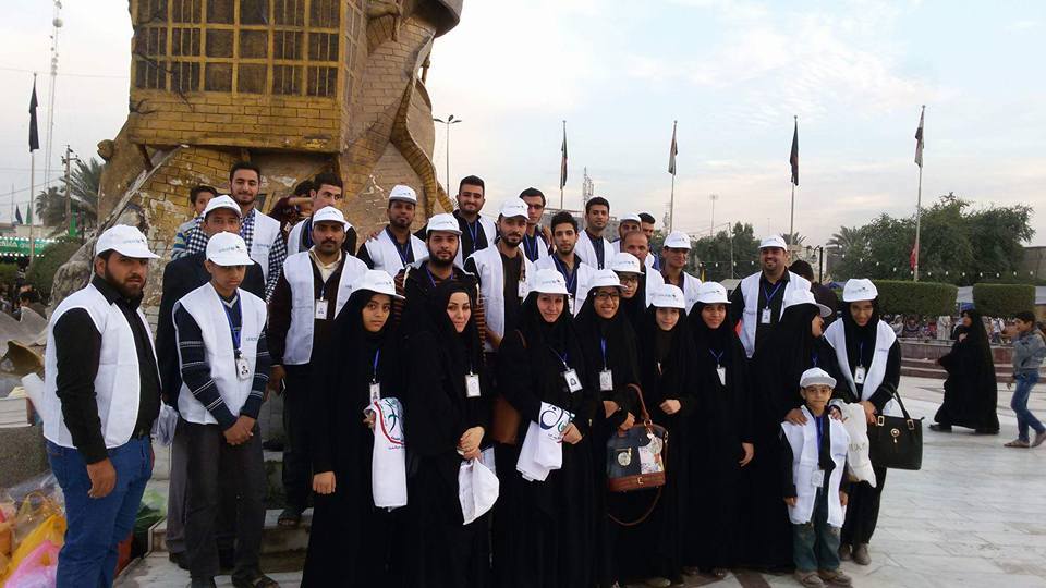 مشاركة 120 متطوعاً من الملاكات التعليمية والتربوية وطلبة جامعة كربلاء في الحملة التثقيفية لزائري الأربعينية+صور