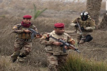 أهالي الرمادي يطالبون الجيش بعدم الانسحاب من مناطقهم المحررة