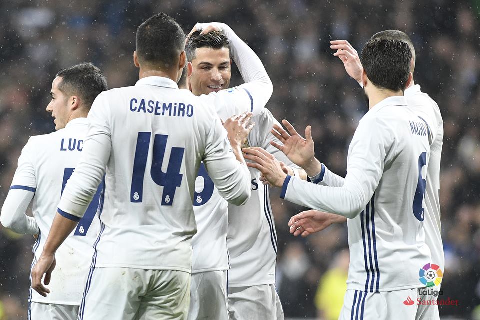 بالصور: ريال مدريد يعزز موقعه بصدارة الدوري الاسباني بعد فوزه على ريال سوسيداد