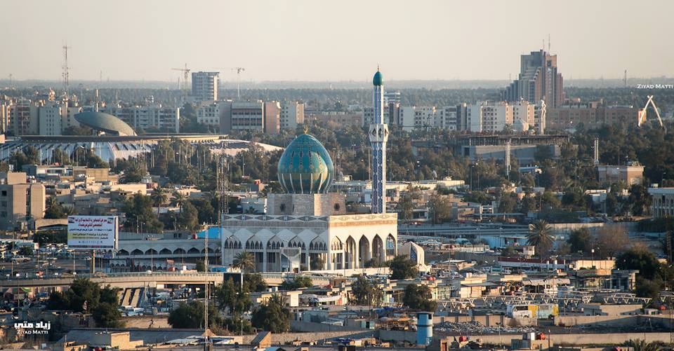 متظاهروا التيار الصدري يحاولون اقتحام المنطقة الخضراء