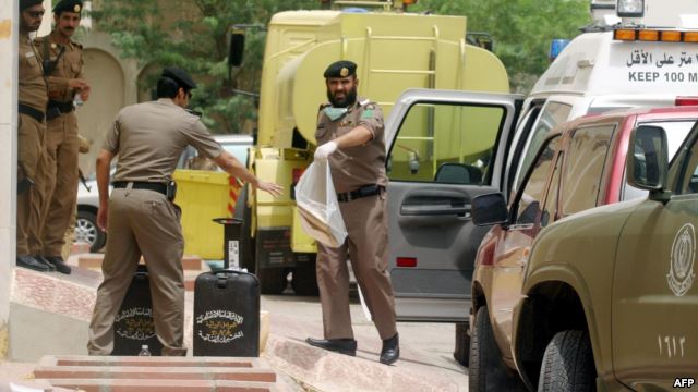 السعودية.. اشتباكات في عسير وتفجير في الإحساء