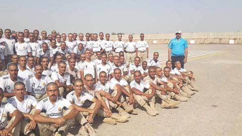 بالصور: طلبة الكلية العسكرية يرتدون زي نادي ريال مدريد