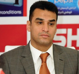 حرمان المدير الاداري لمنتخب العراق من الجلوس على دكة الاحتياط ومرافقة الفريق بمباراة السودان