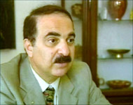 القائمون على مهرجان ربيع الشهادة  في كربلاء ينفون منح سعد البزاز درع المهرجان