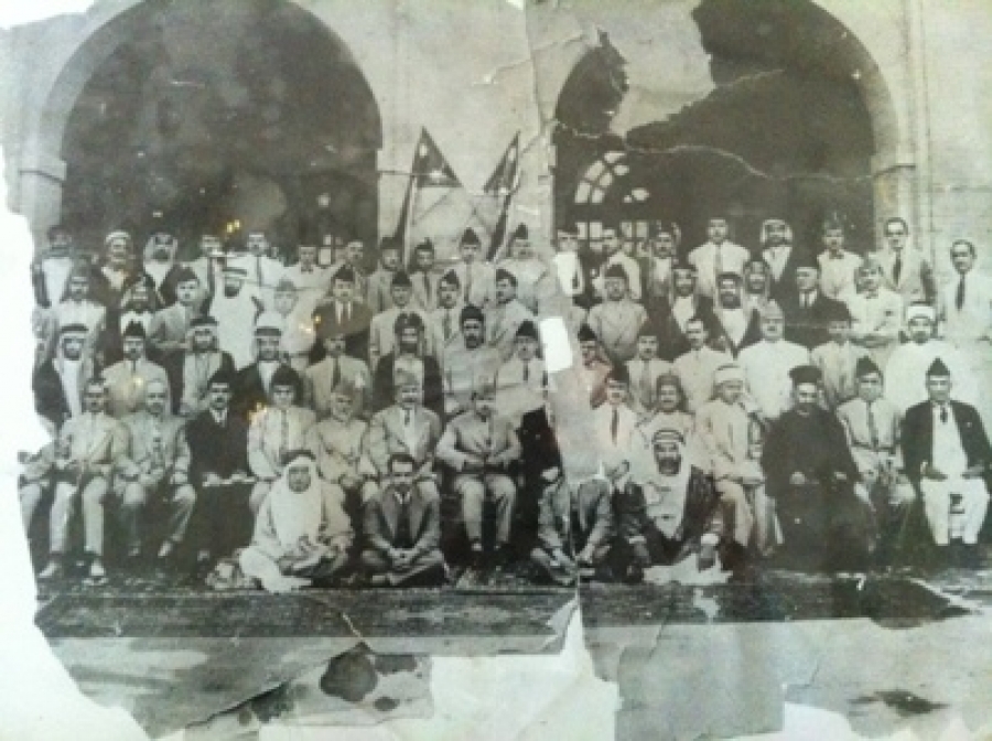 شروط الترشيح للبرلمان العراقي في العهد الملكي :أن لا يكون مزوّراً ولا سارقاً وليس من أقرباء الملكّ!!