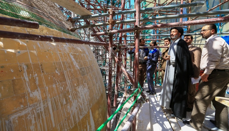 انجاز 60% من مشروع تذهيب القبة العلوية الشريفة